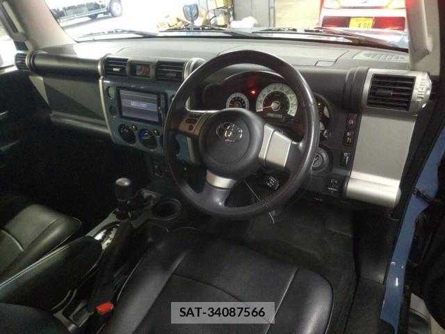 Toyota FJ CRUISER 2013-09 8360730-2
