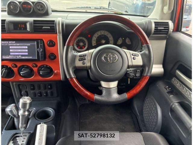 Toyota FJ CRUISER 2013-08 8361363-2