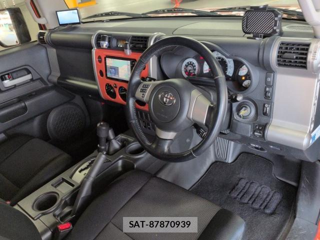 Toyota FJ CRUISER 2013-11 8362154-2