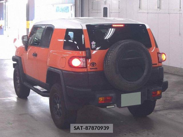 Toyota FJ CRUISER 2013-11 8362154-4