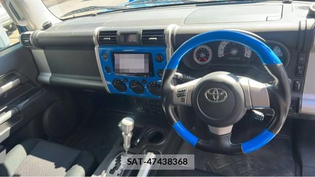 Toyota FJ CRUISER 2011-10 8362245-2