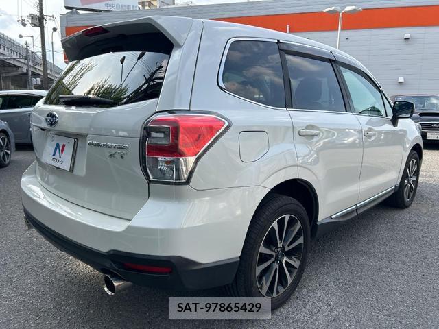 Subaru FORESTER 2017-09 8361451-16
