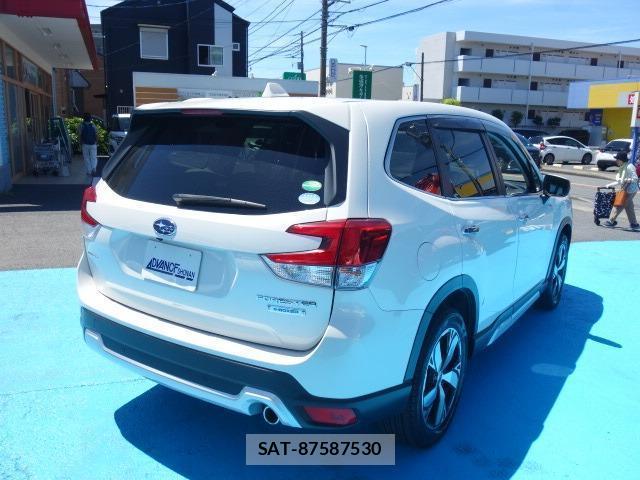 Subaru FORESTER 2019-07 8361775-10
