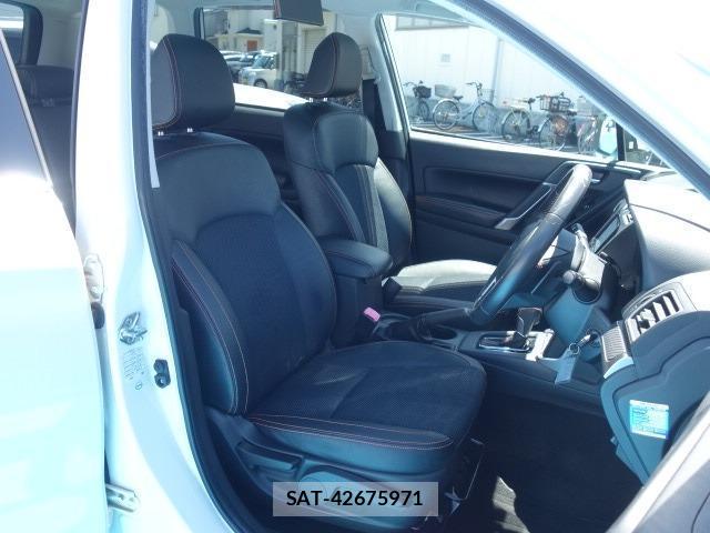 Subaru FORESTER 2016-04 8361776-17