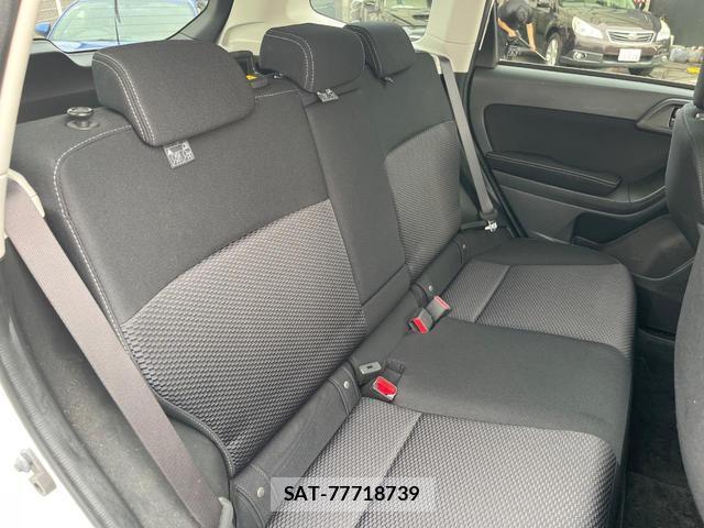 Subaru FORESTER 2015-06 8362420-9