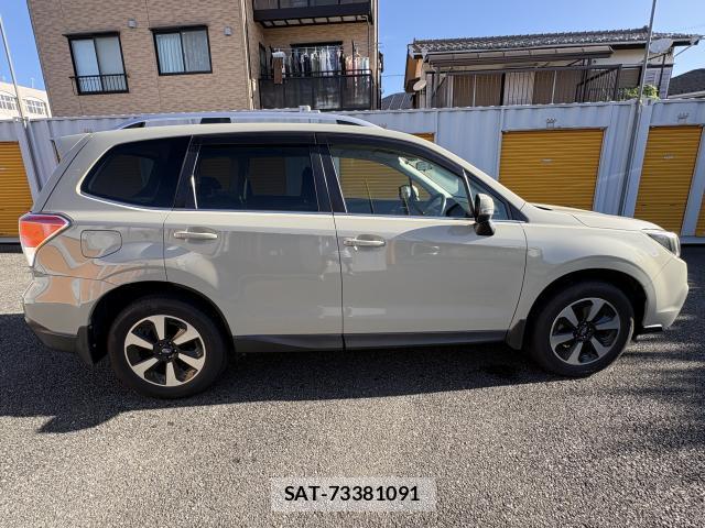 Subaru FORESTER 2016-04 8362882-3