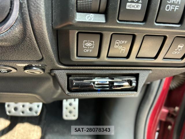 Subaru FORESTER 2018-09 8363266-11