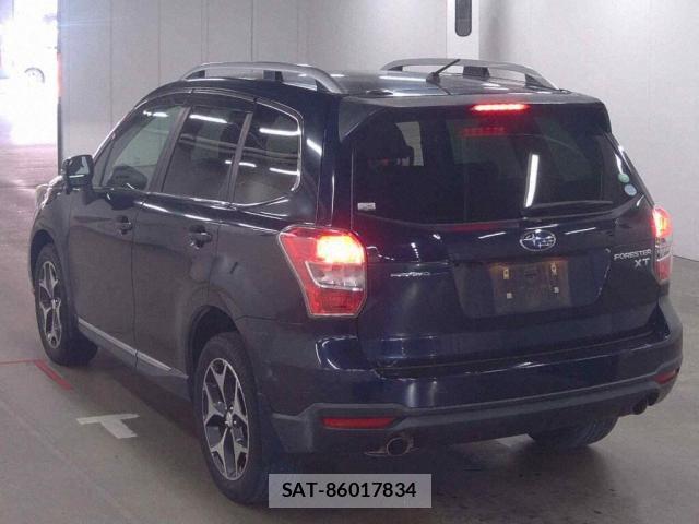 Subaru FORESTER 2014-02 8363424-1