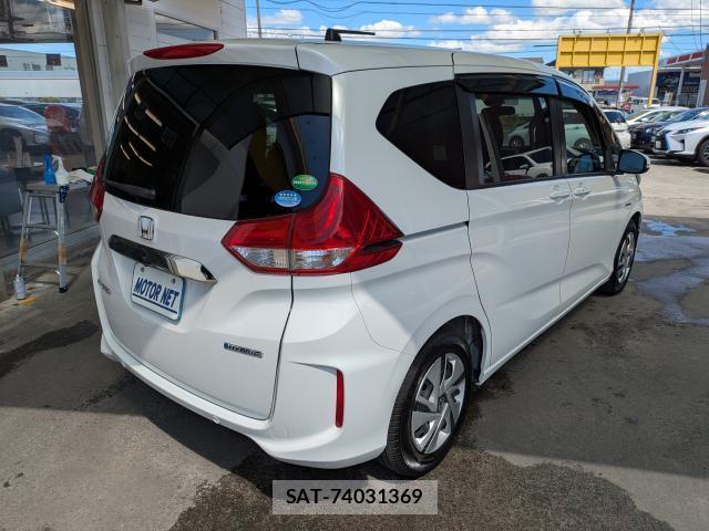 Honda FREED HYBRID 2019-11 8362559-1