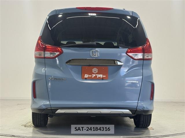 Honda FREED 2022-03 8360692-10