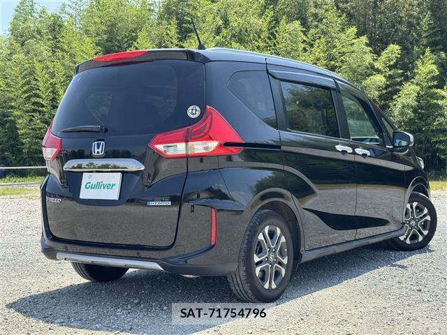 Honda FREED 2022-10 8360962-3