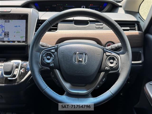 Honda FREED 2022-10 8360962-9