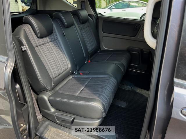 Honda FREED 2017-08 8361547-11