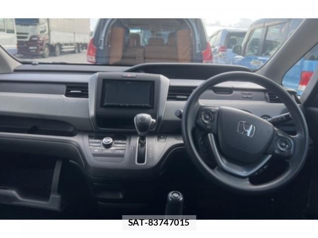 Honda FREED 2017-07 8361163-2