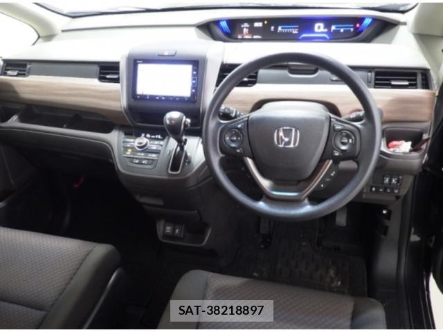 Honda FREED 2023-05 8361209-2