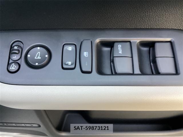 Honda FREED 2025-05 8360490-11