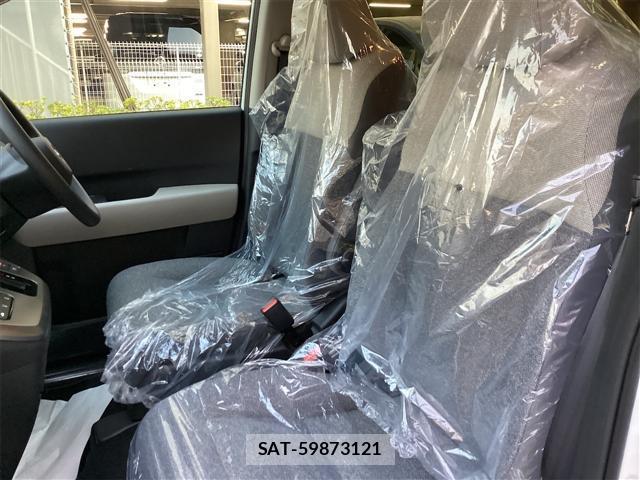 Honda FREED 2025-05 8360490-12