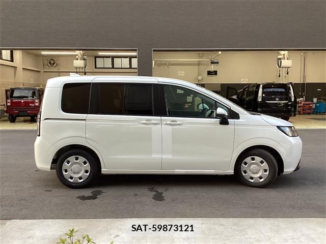 Honda FREED 2025-05 8360490-15