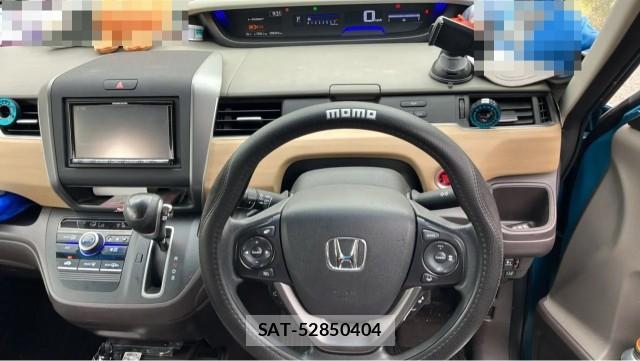 Honda FREED 2018-03 8362277-16