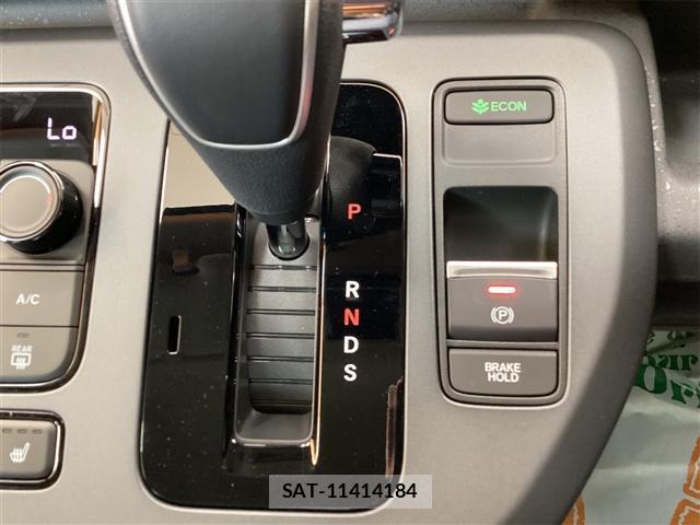 Honda FREED 2025-11 8363734-14