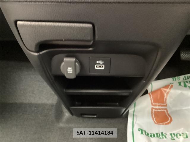 Honda FREED 2025-11 8363734-15
