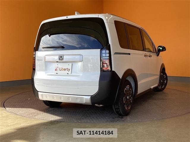 Honda FREED 2025-11 8363734-2