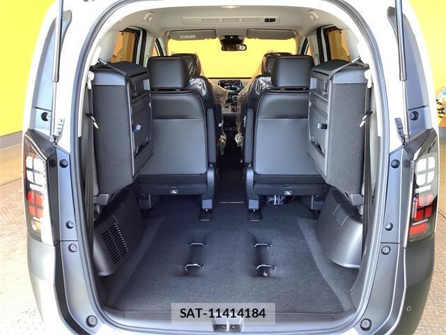 Honda FREED 2025-11 8363734-6