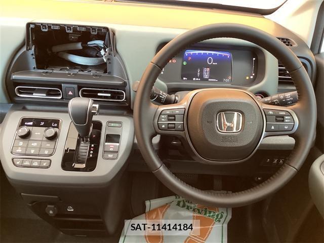 Honda FREED 2025-11 8363734-8