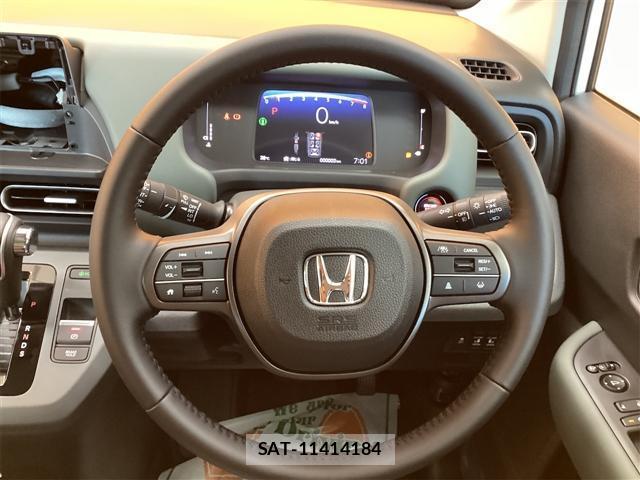 Honda FREED 2025-11 8363734-9