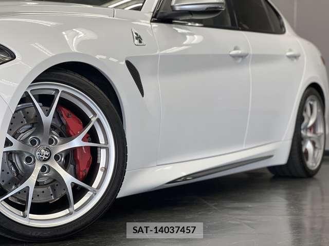 ALFA ROMEO Giulia 2018-07 8363870-9