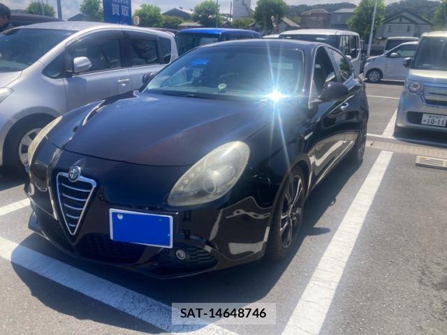 ALFA ROMEO GIULIETTA 2014-03 8361705-1