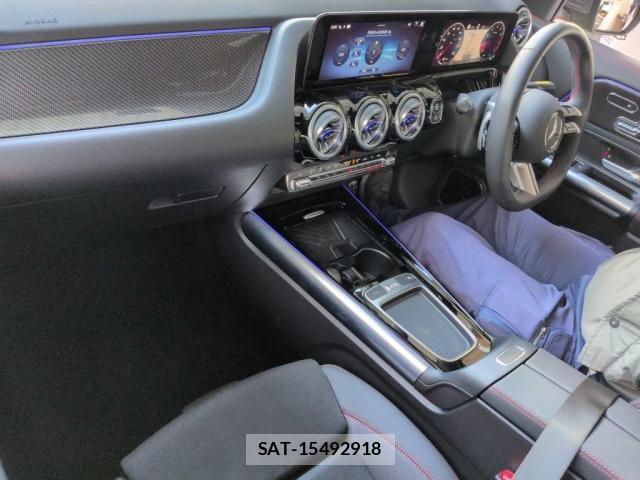 Mercedes Benz GLA-CLASS 2025-01 8362148-2