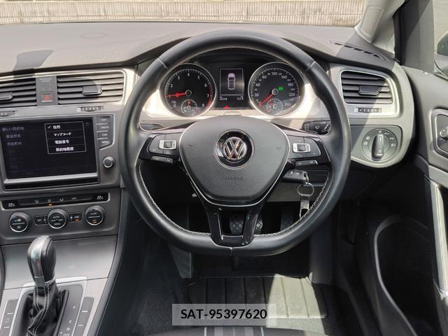 VolksWagen GOLF 2015-08 8361757-18