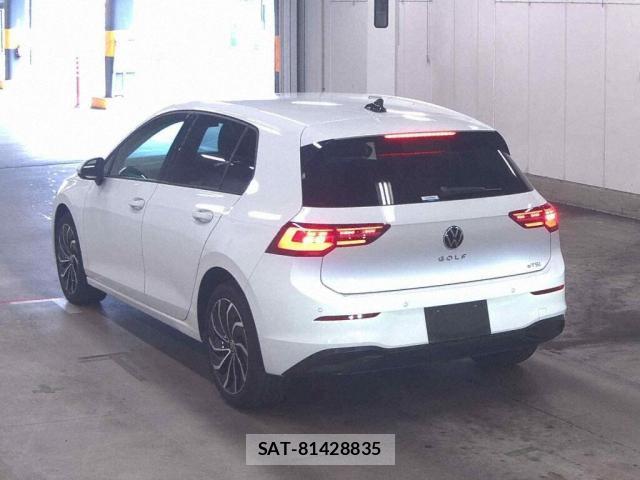 VolksWagen GOLF 2023-10 8362140-1