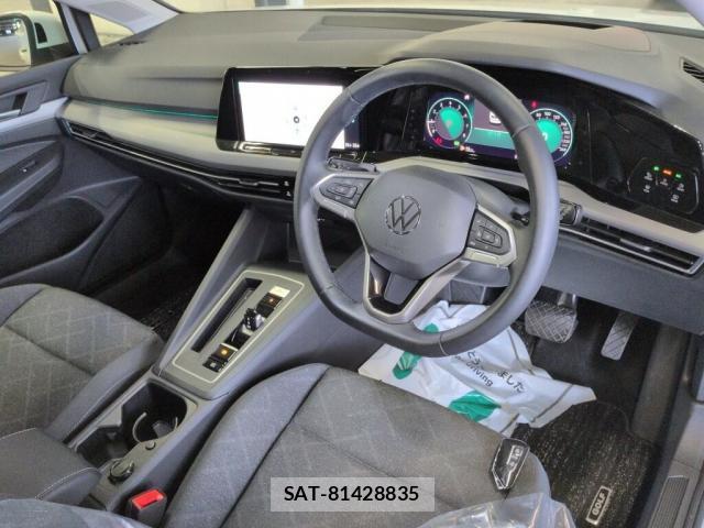 VolksWagen GOLF 2023-10 8362140-2
