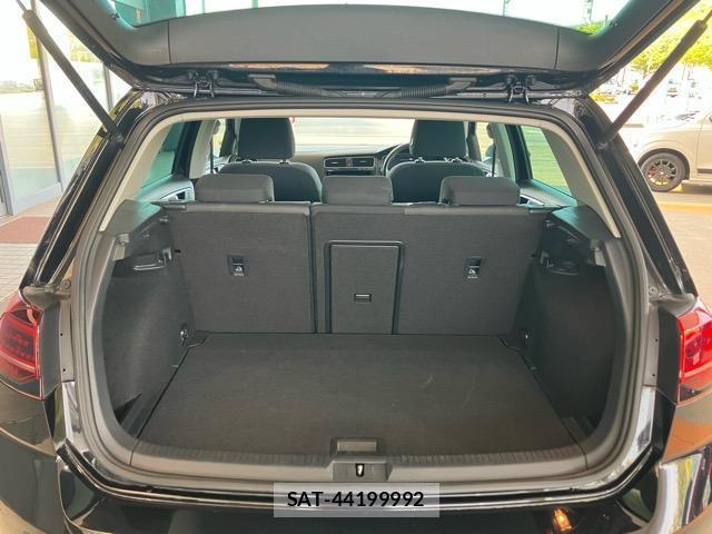 VolksWagen GOLF 2020-09 8363607-8