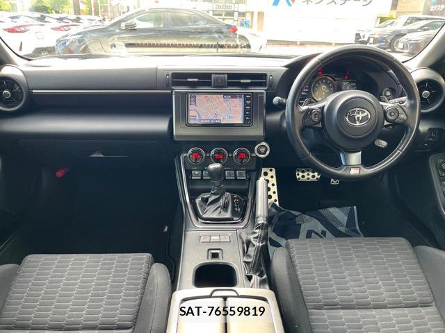Toyota GR86 2022-05 8361567-1