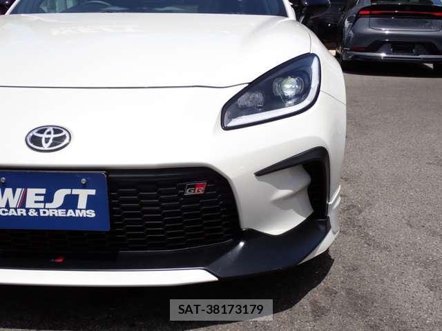 Toyota GR86 2025-10 8362447-16