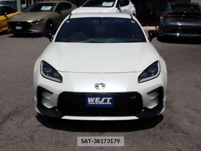 Toyota GR86 2025-10 8362447-9