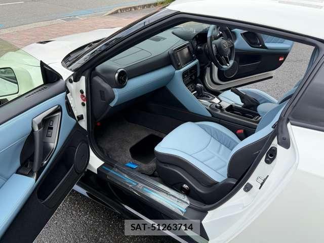 Nissan GT-R 2025-04 8363656-16