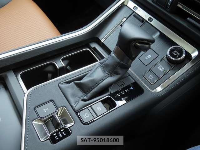 Lexus GX 2025-10 8362050-10