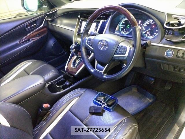 Toyota HARRIER HYBRID 2016-12 8361263-2
