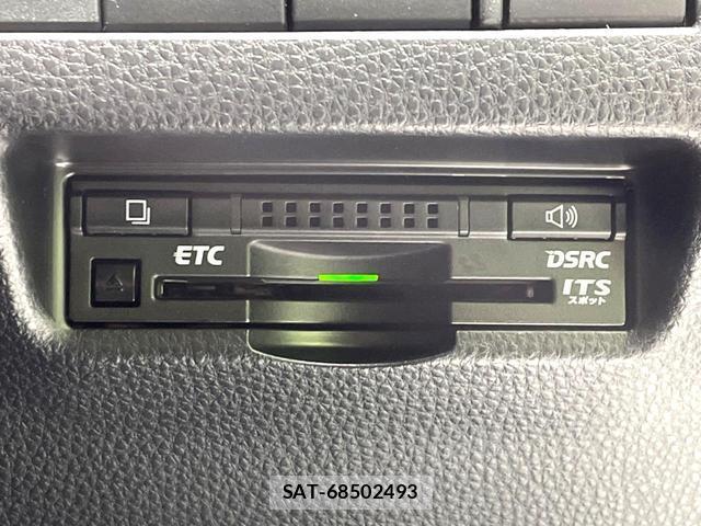 Toyota HARRIER HYBRID 2022-08 8362056-7