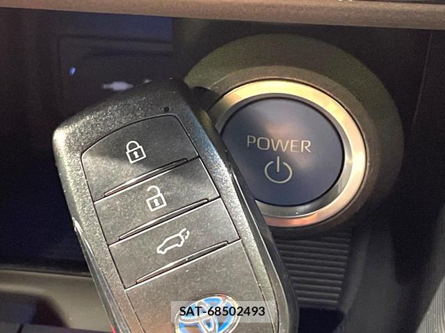 Toyota HARRIER HYBRID 2022-08 8362056-8