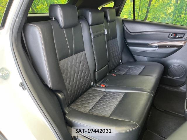 Toyota HARRIER HYBRID 2015-05 8362681-9