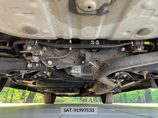 Toyota HARRIER HYBRID 2015-08 8363079-18