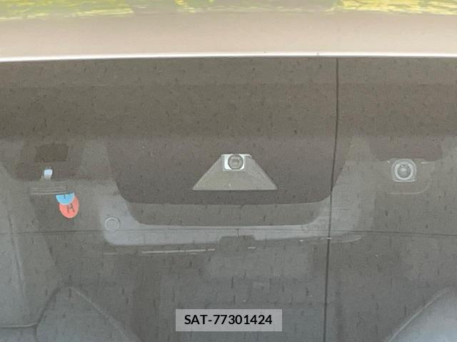 Toyota HARRIER 2023-04 8360877-6