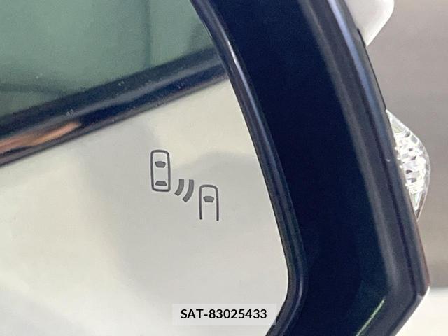 Toyota HARRIER 2020-12 8361022-8
