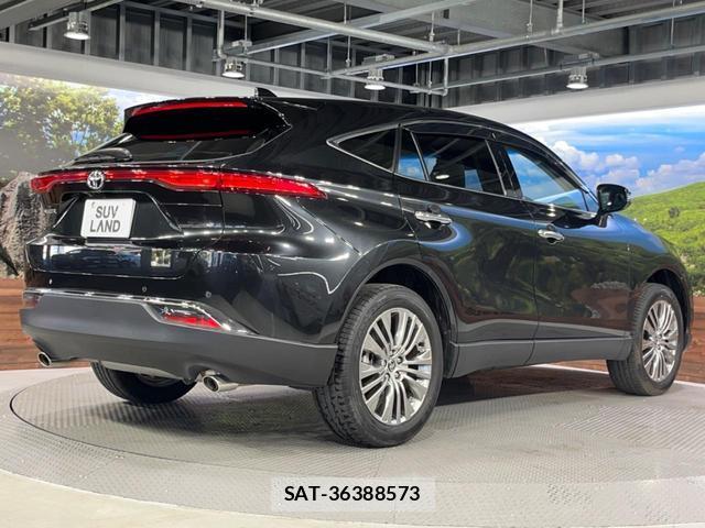 Toyota HARRIER 2023-04 8361032-17