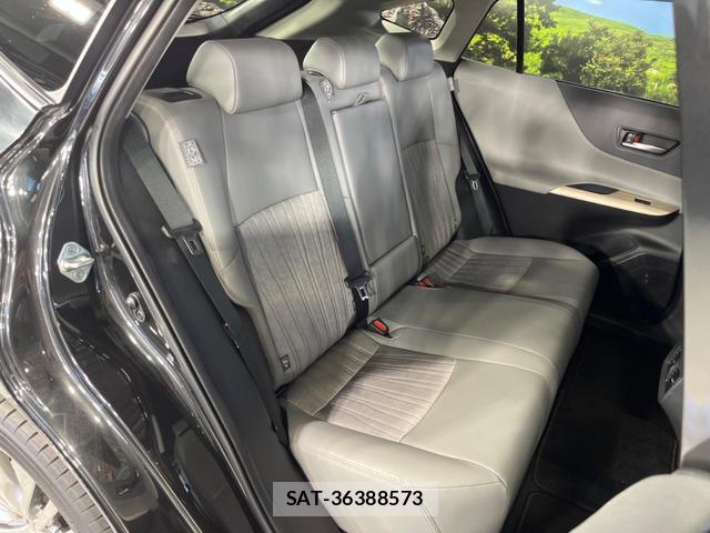 Toyota HARRIER 2023-04 8361032-9
